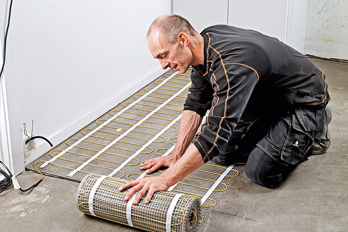Ammattilaisen 24 lattialämmitysvinkkiä: Rullaa verkko oikeaoppisesti