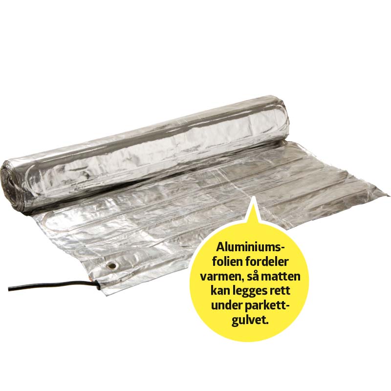 El gulvvarme i en aluminiumsfolie