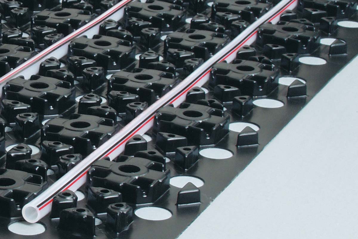 Tynd gulvvarme: Lynraske løsninger med selvklebende plast