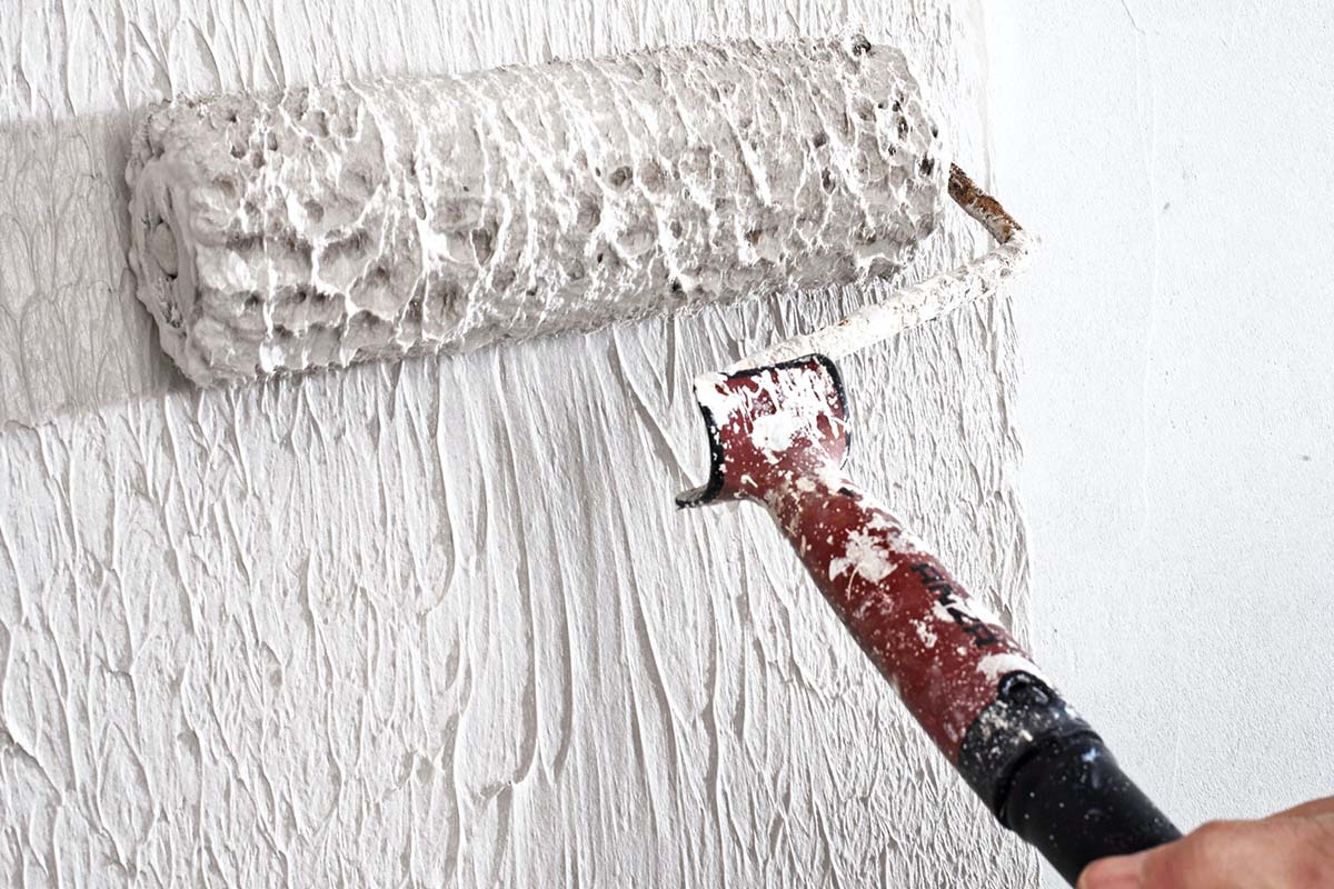 Spackel: Rulla på spackelmassan