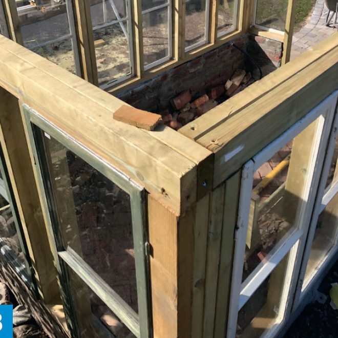 Drivhus av gamle vinduer