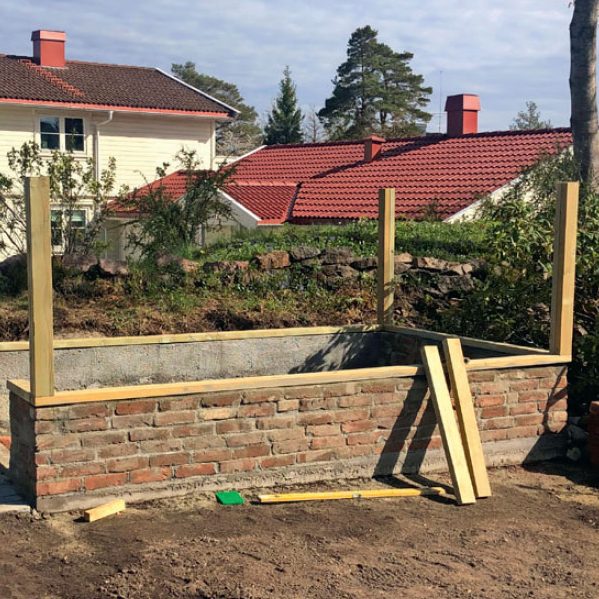 Bygga växthus av gamla fönster