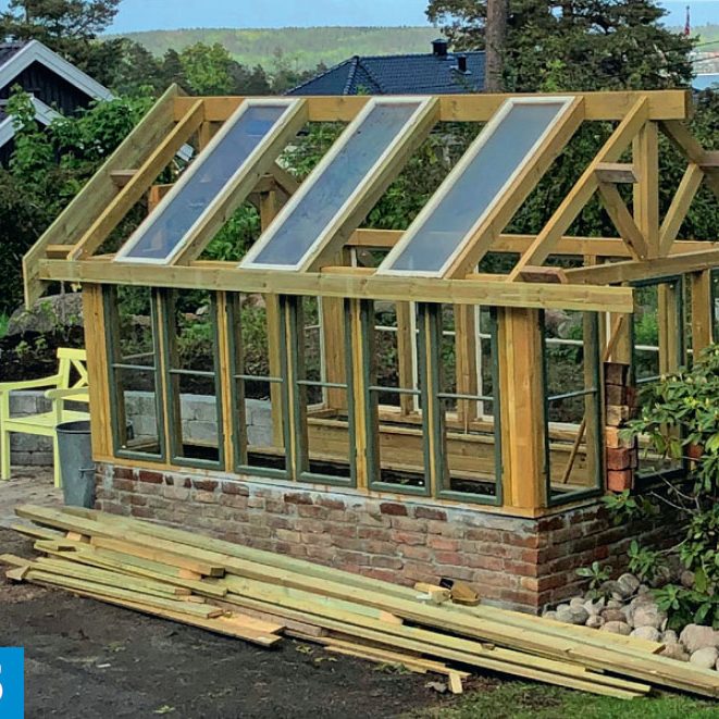 Bygga växthus av gamla fönster