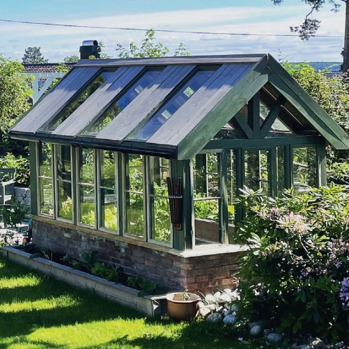 Bygga växthus av gamla fönster