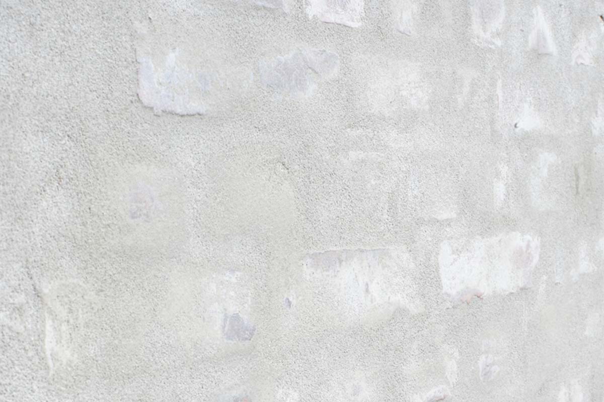 Murpuss: Rapping utført med kost