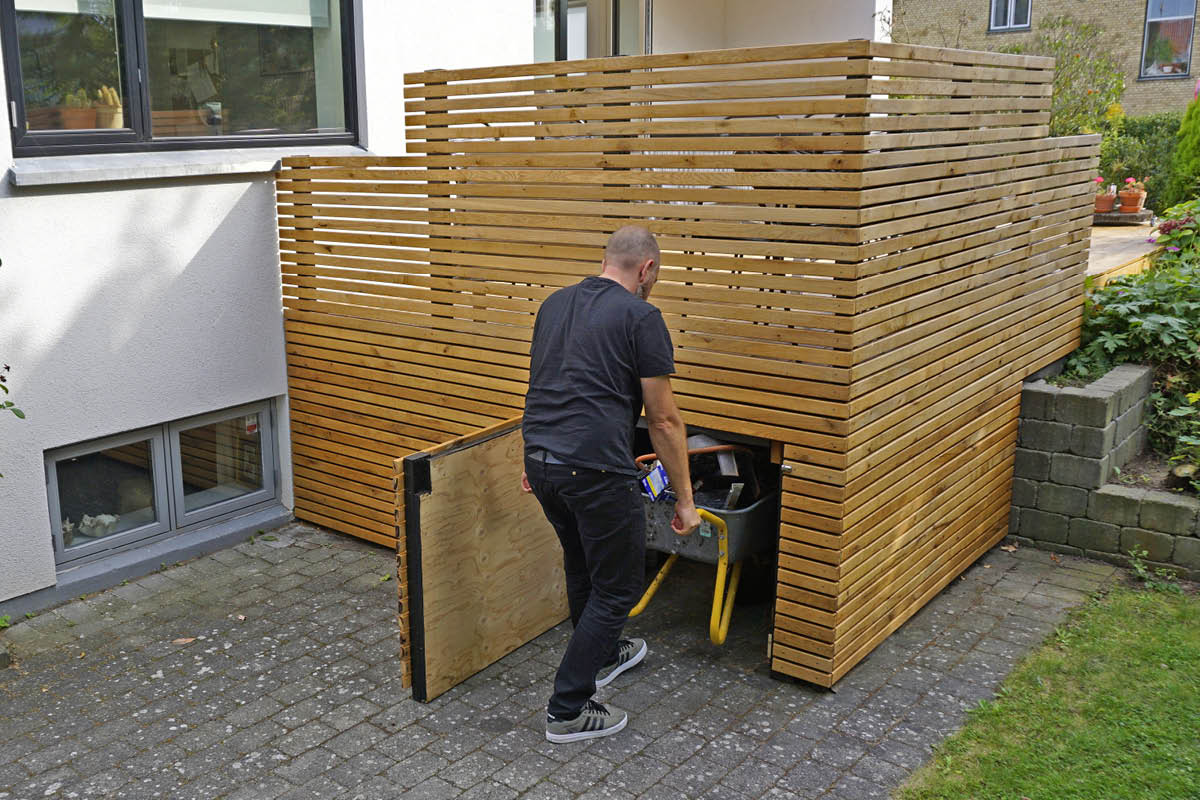 Förvaring under den upphöjda terrassen