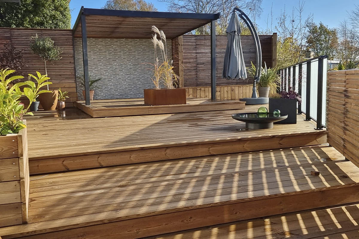 Kæmpe terrasse i flere niveauer