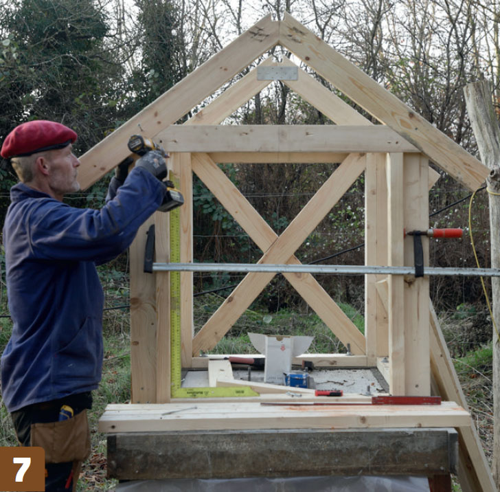 Tee se itse savustuspönttö