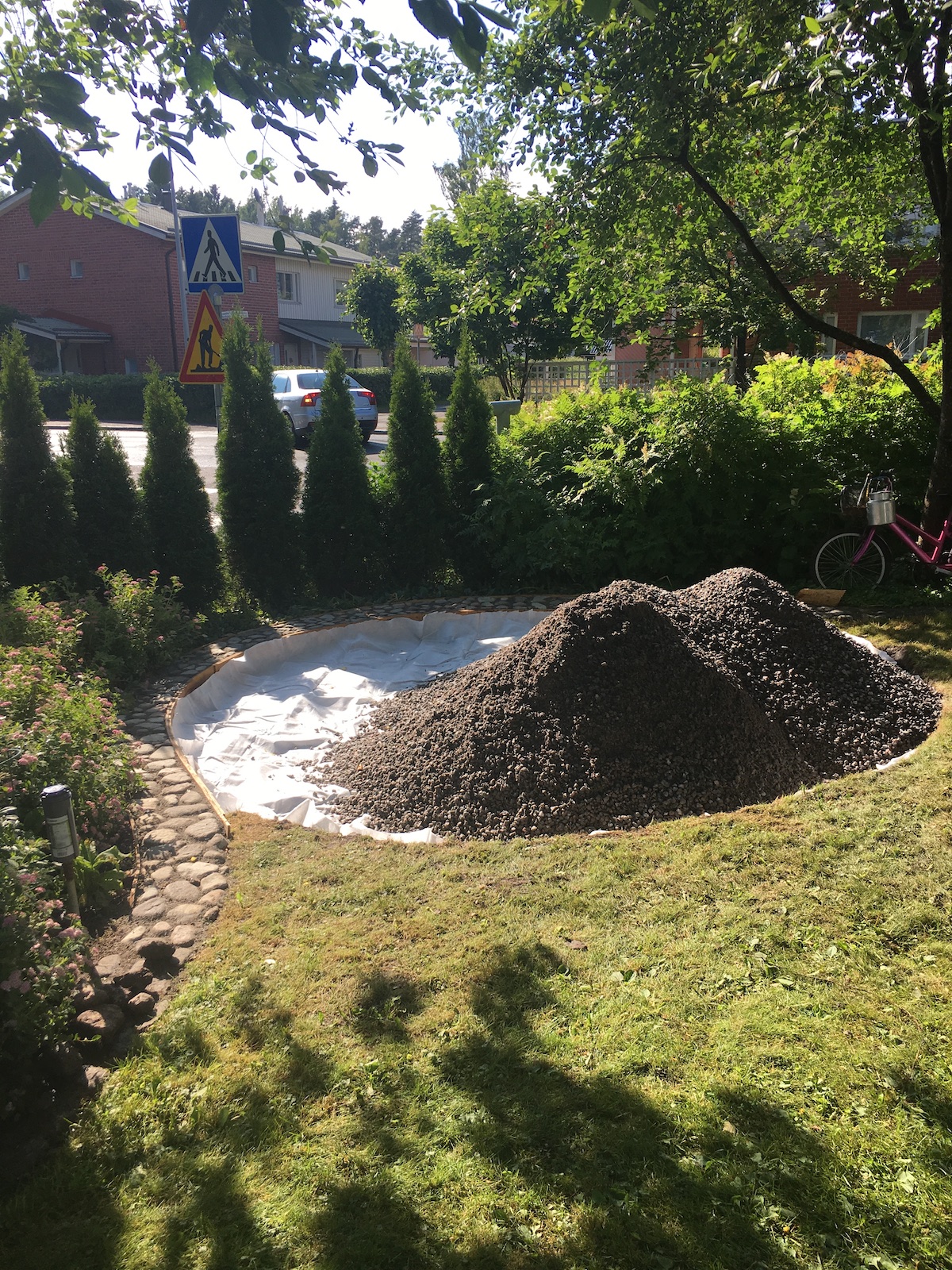 Terrasse af ølandsbrud og marksten