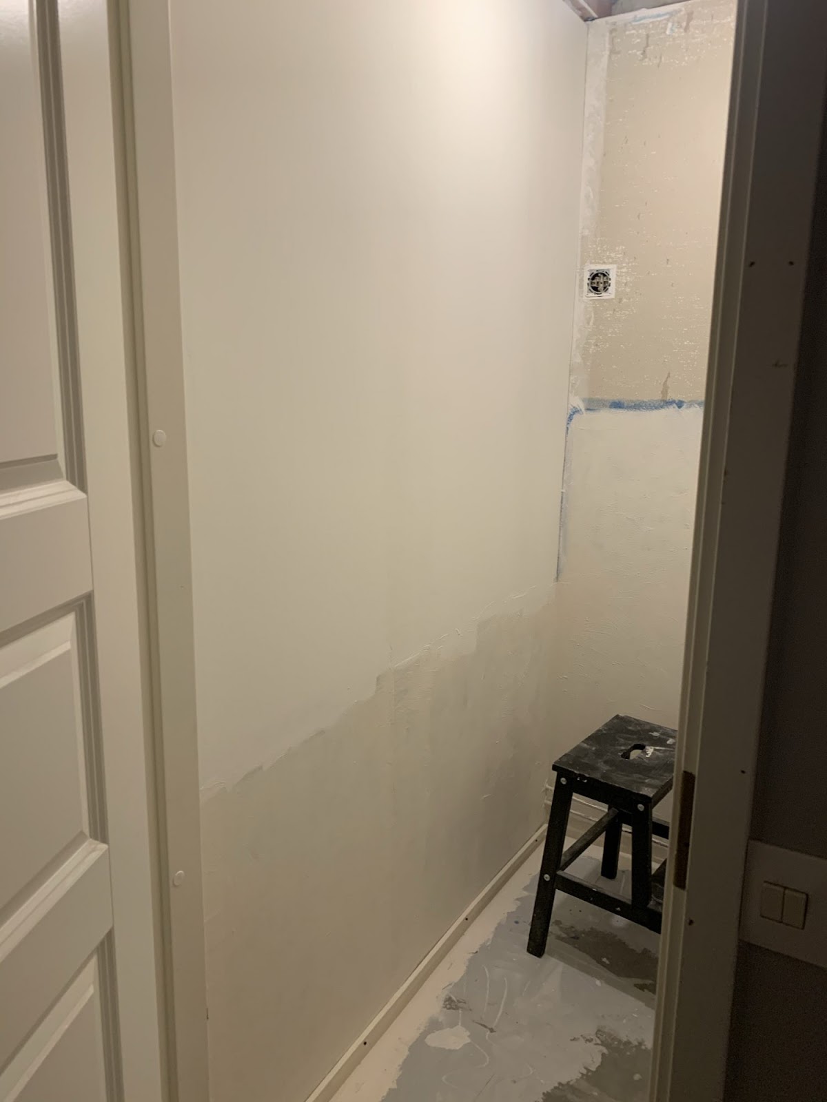 Nyt toilet med sildeben og fliser