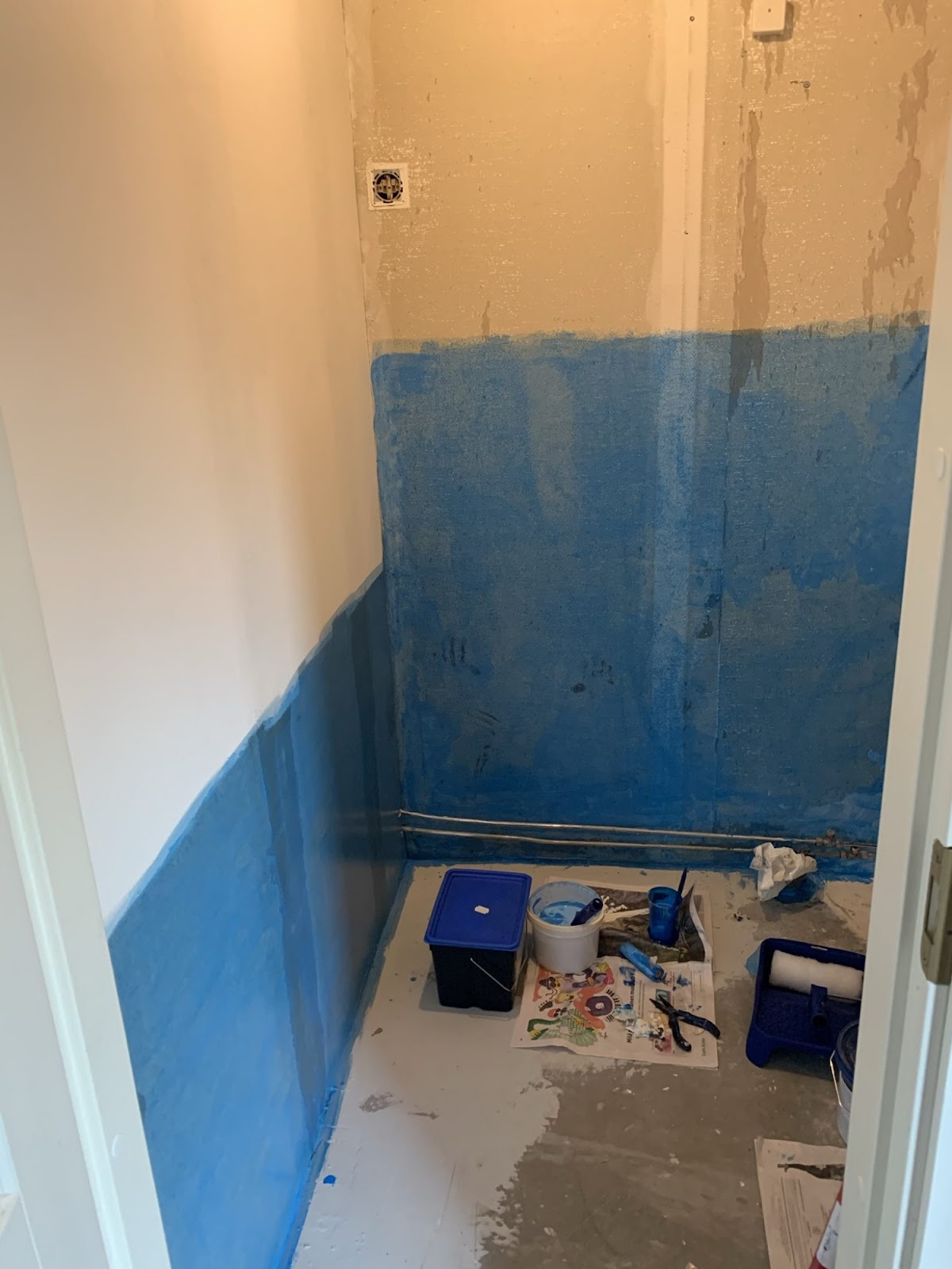 Nyt toilet med sildeben og fliser