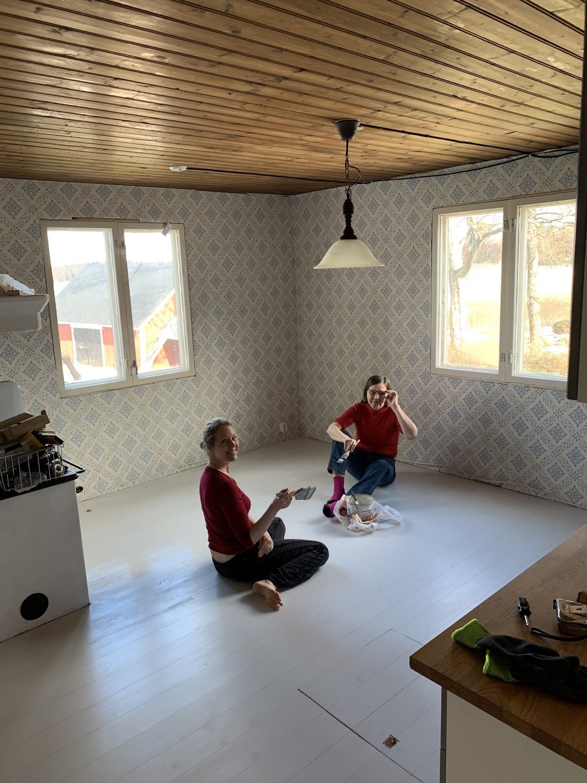 Nyt køkken i gammel hytte