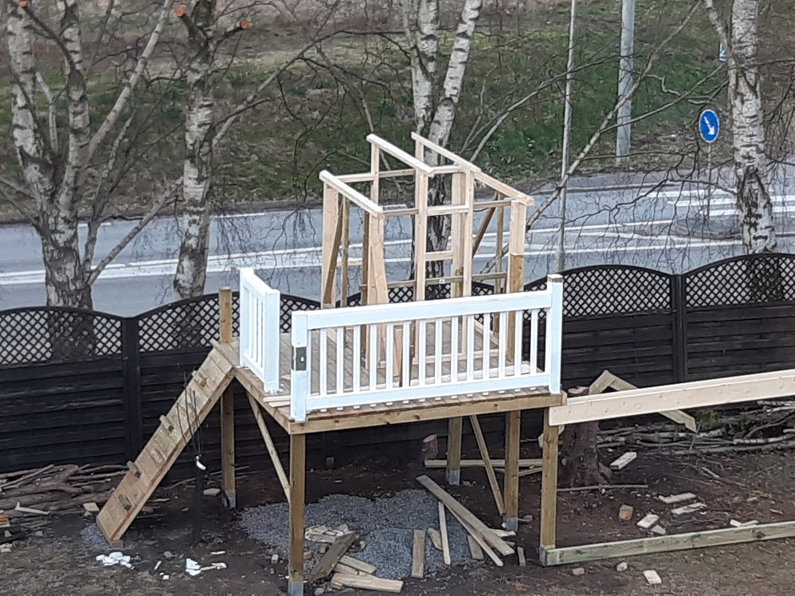 Legehus i førstesalshøjde