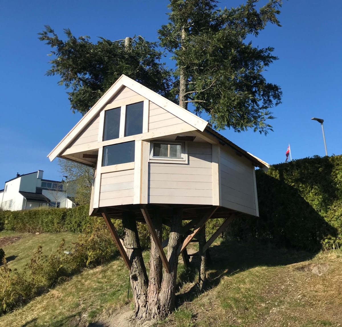 Drømmelegehus i træet!