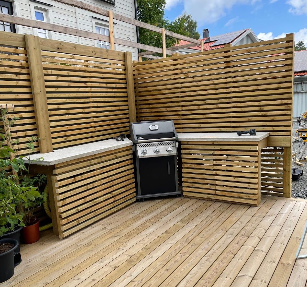 Terrasse og udekøkken