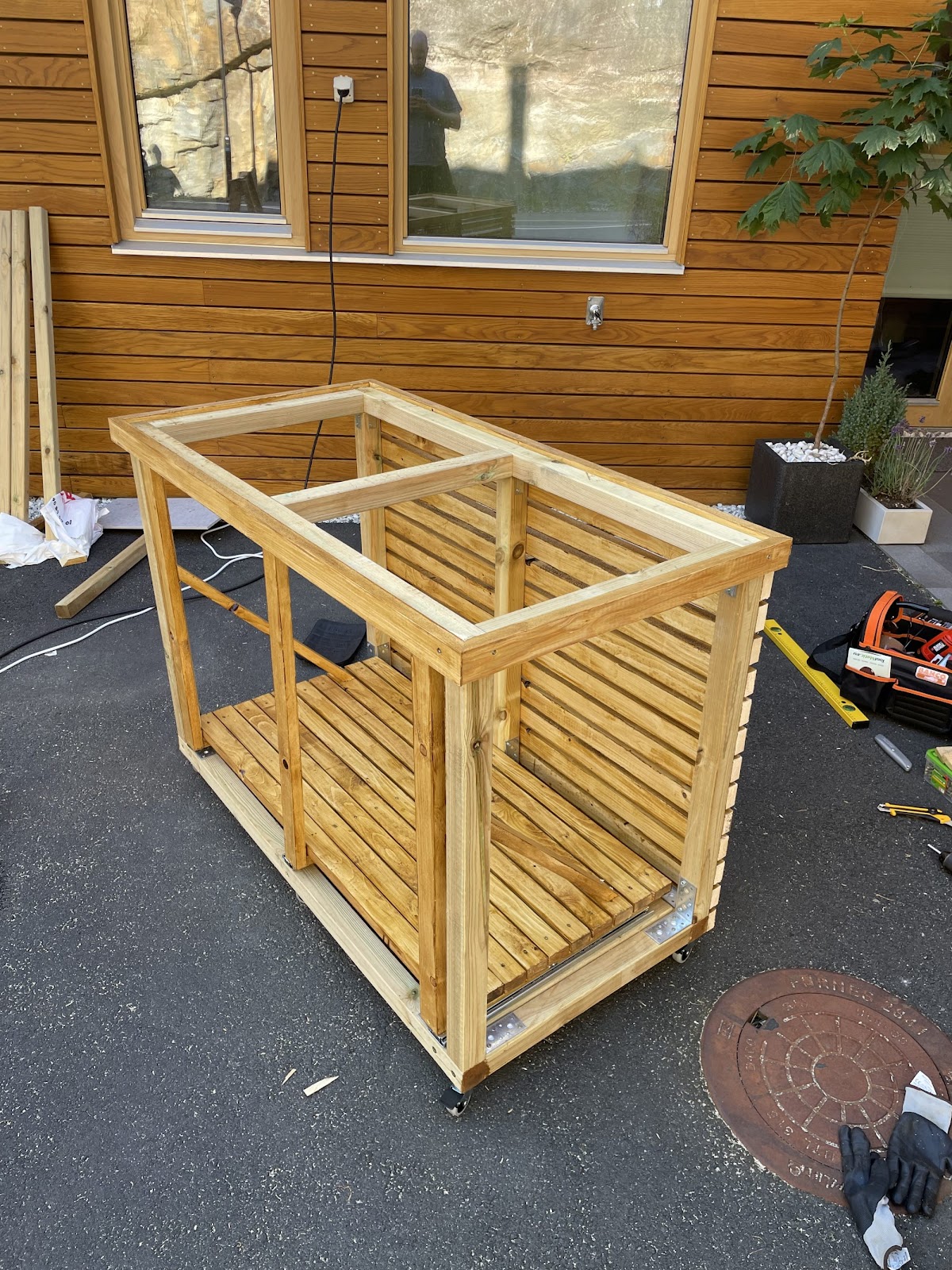 Arbejdsbord til grillen