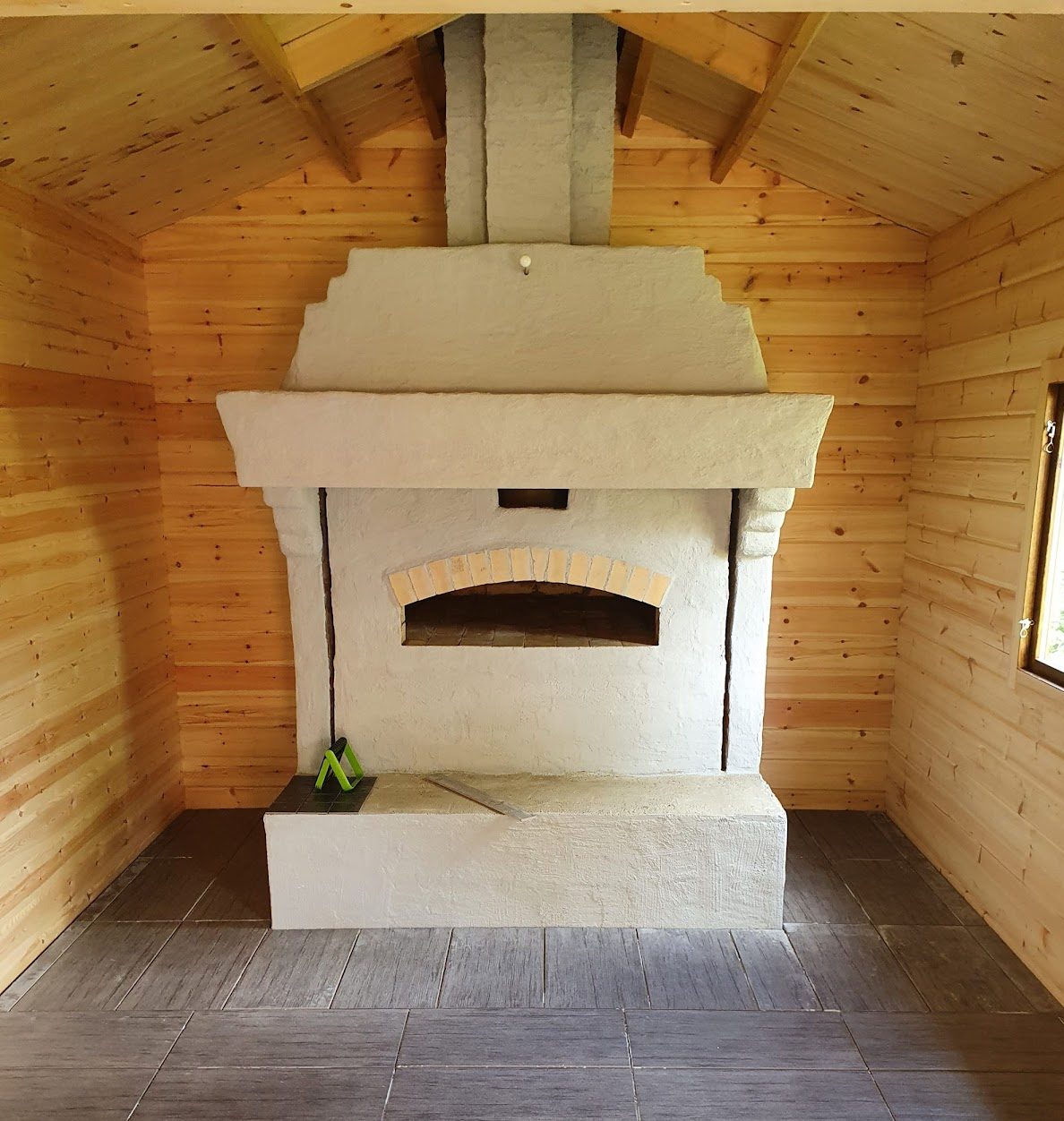 Bageri med brændefyret ovn