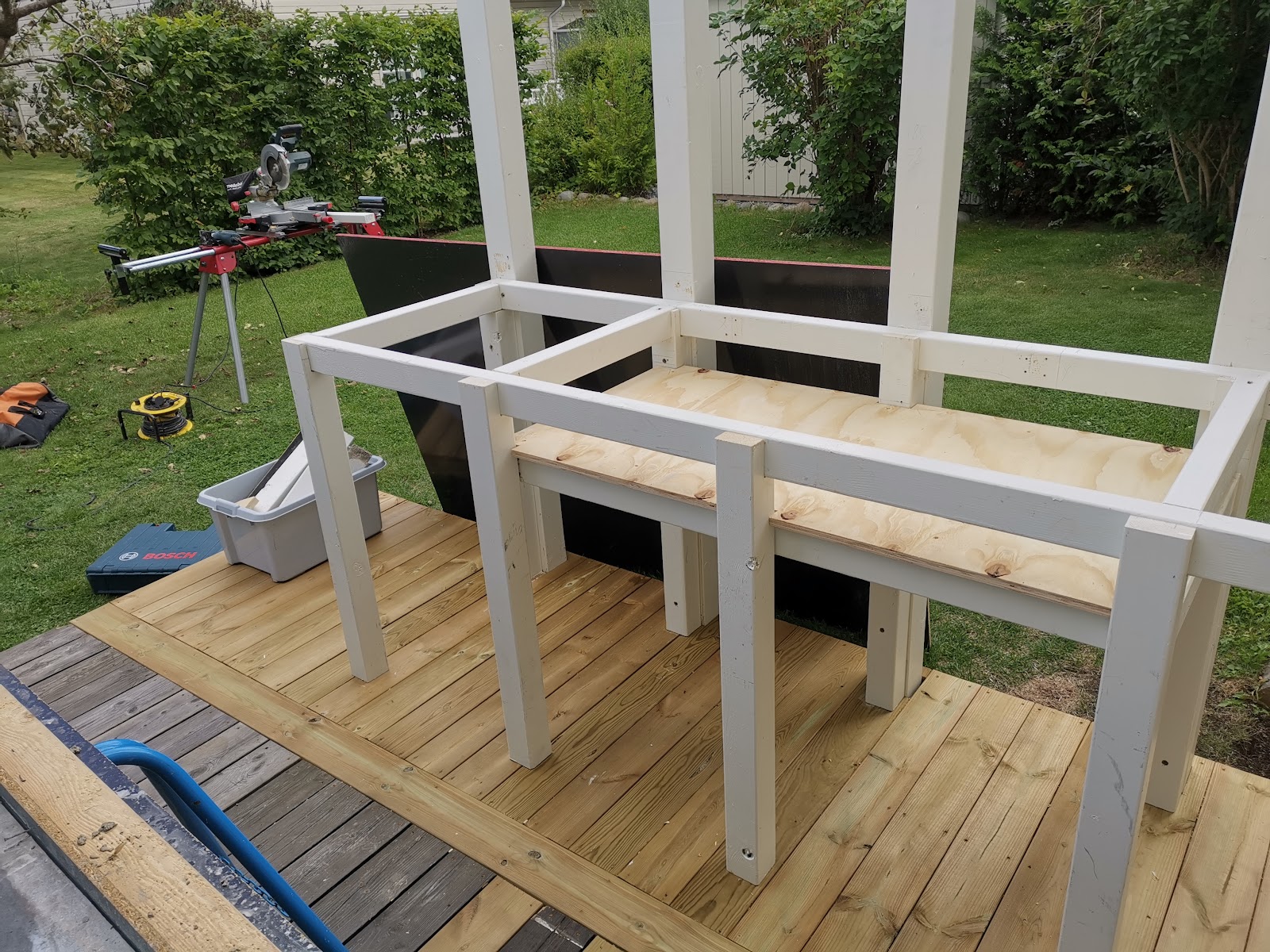 Betonbord til udekøkken