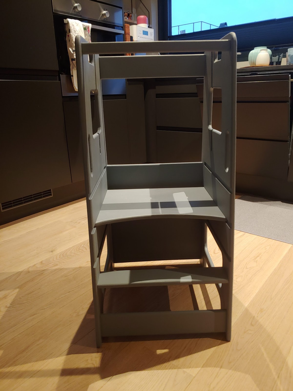 Køkkenhjælper til børnene