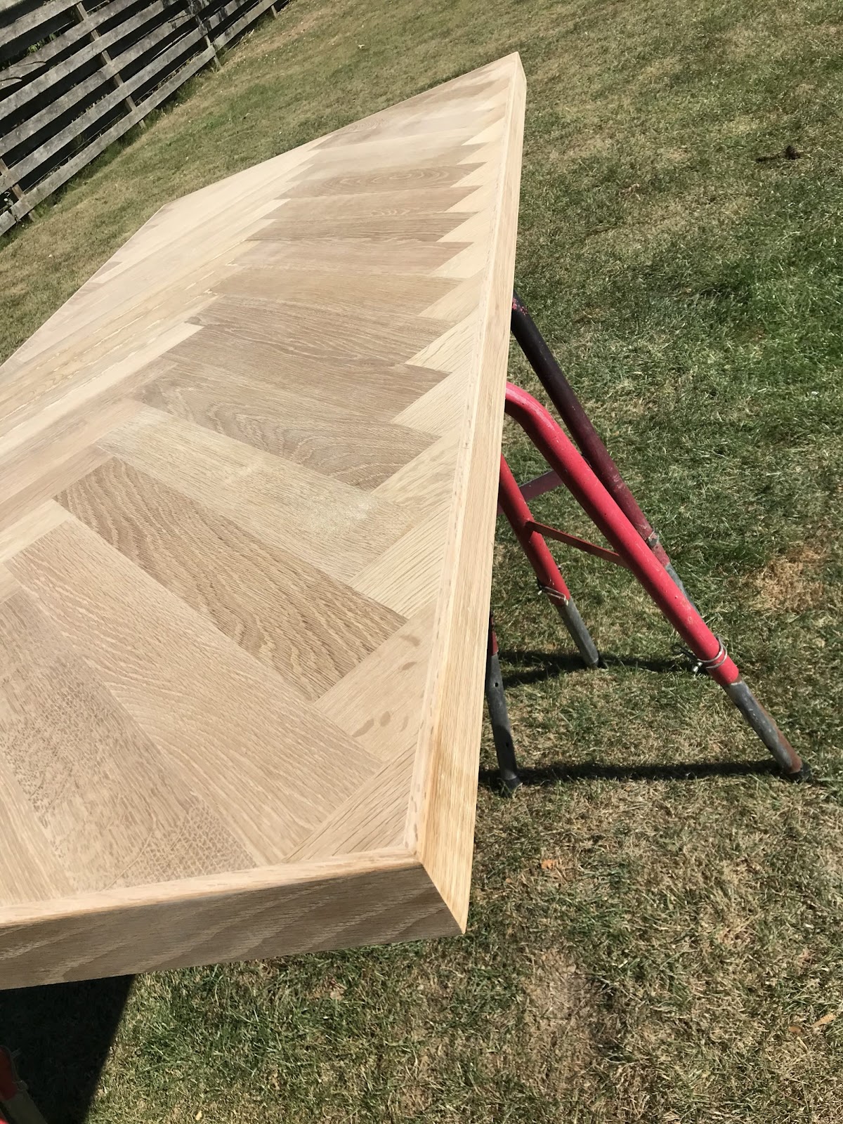 Sildebensbord i egetræ