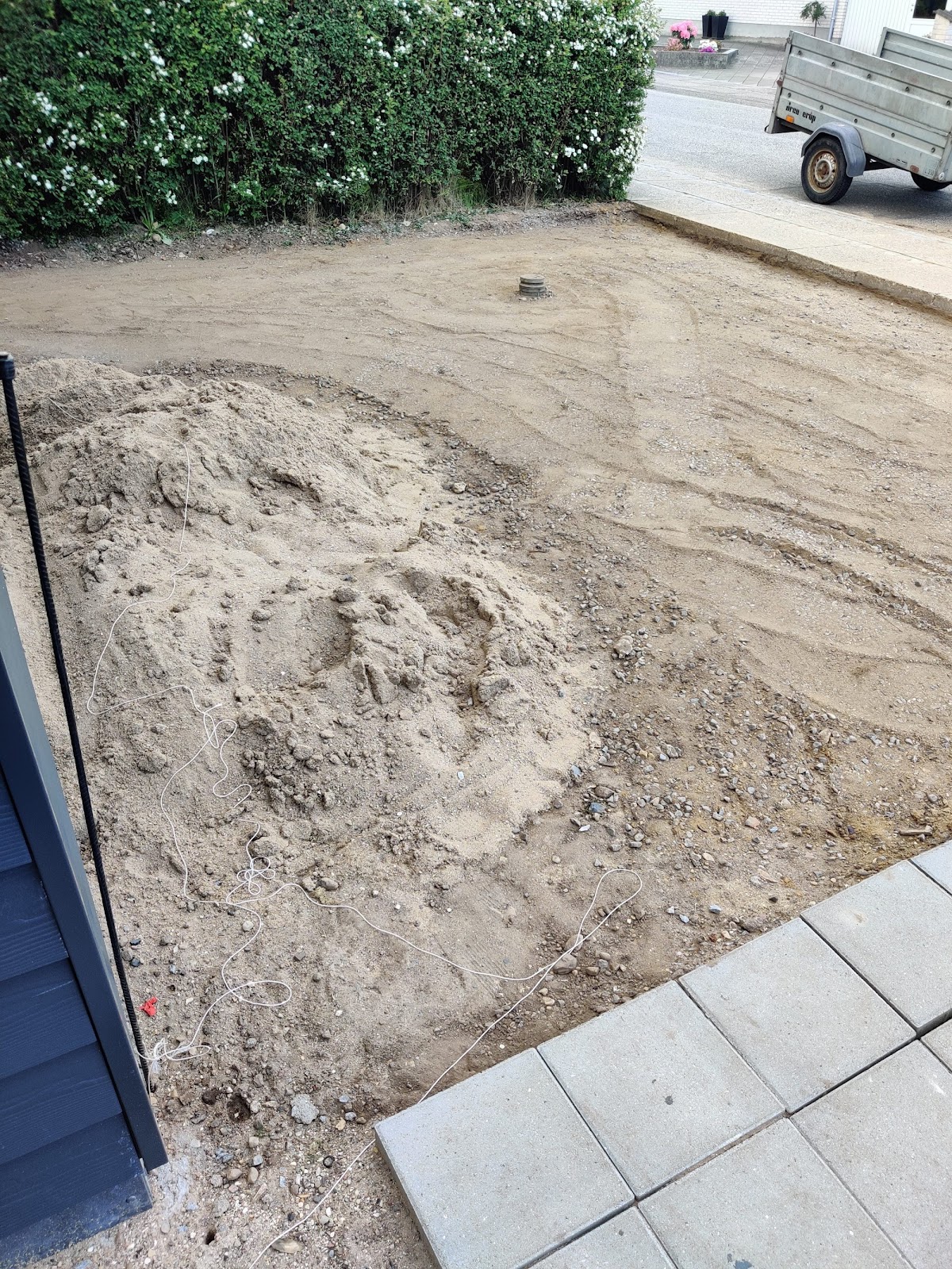 Nyt skur og belægning