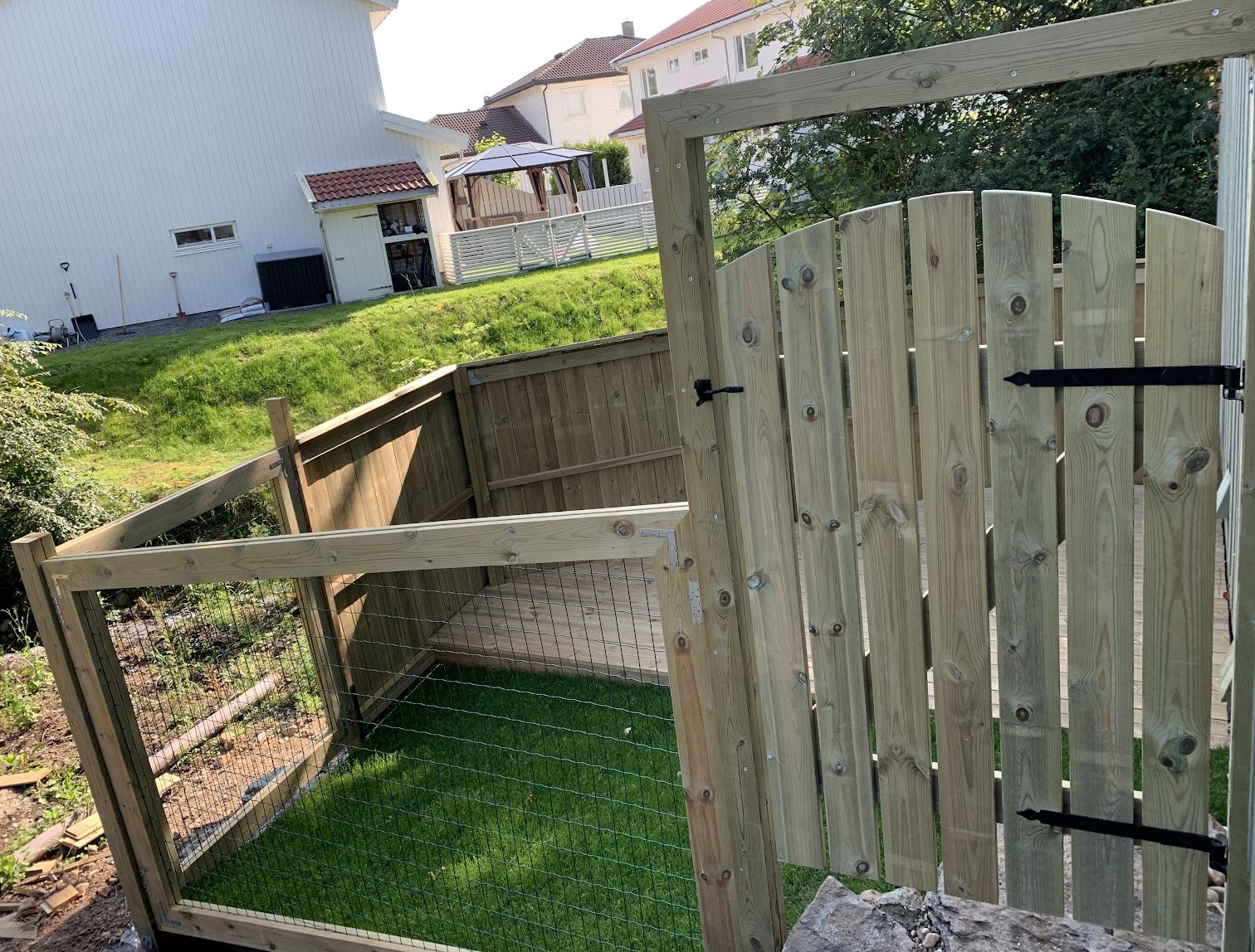 Luftegård til lille hund