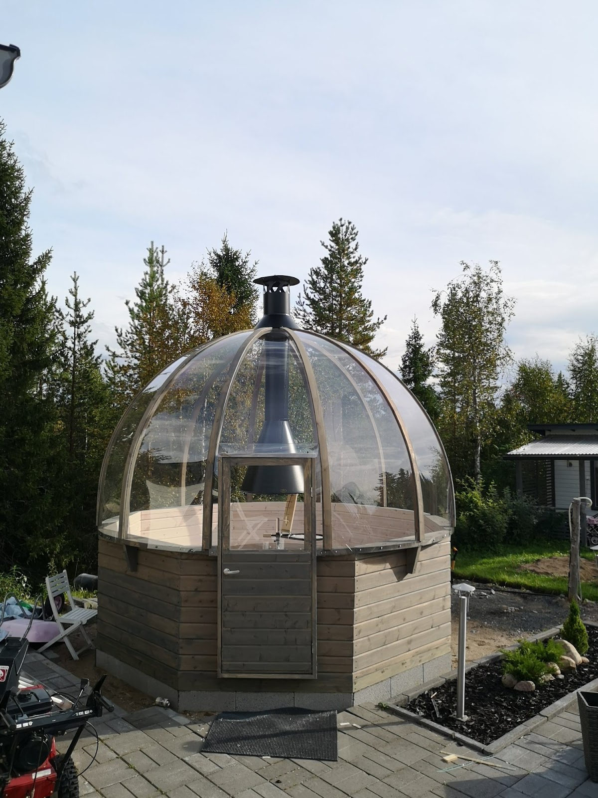 Smuk dome med udsigt til nordlys