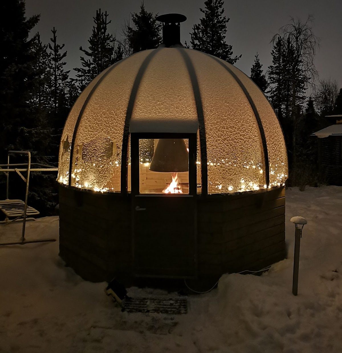 Smuk dome med udsigt til nordlys