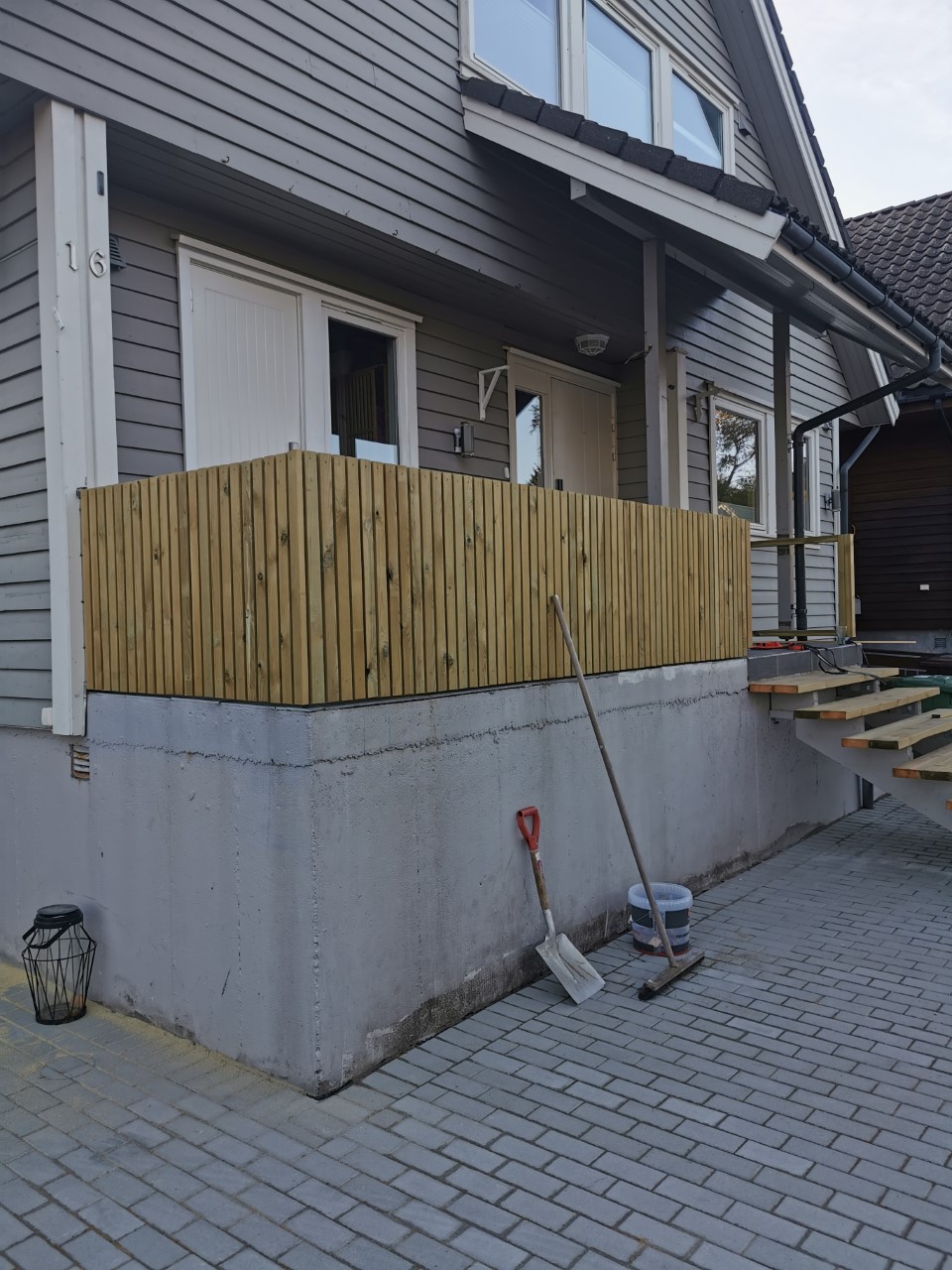 Trapper, rækværk og hegn