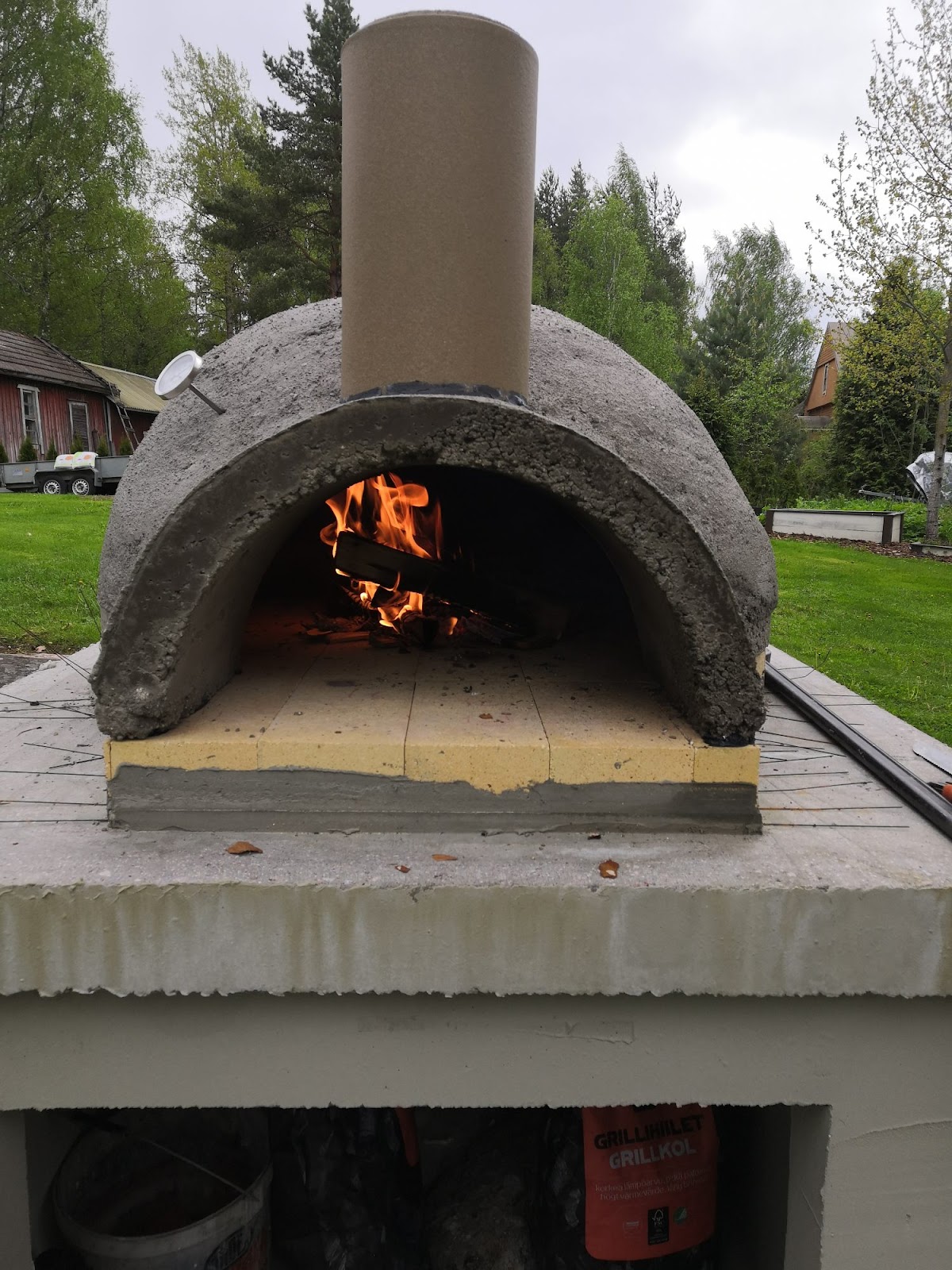 Pizzaovn efter badebold