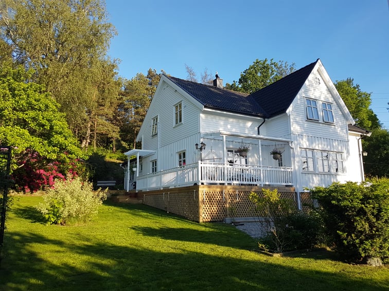 Ny veranda, trapper og pergola