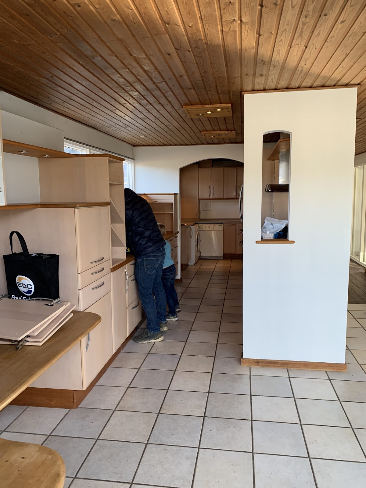 Täysin remontoitu keittiö