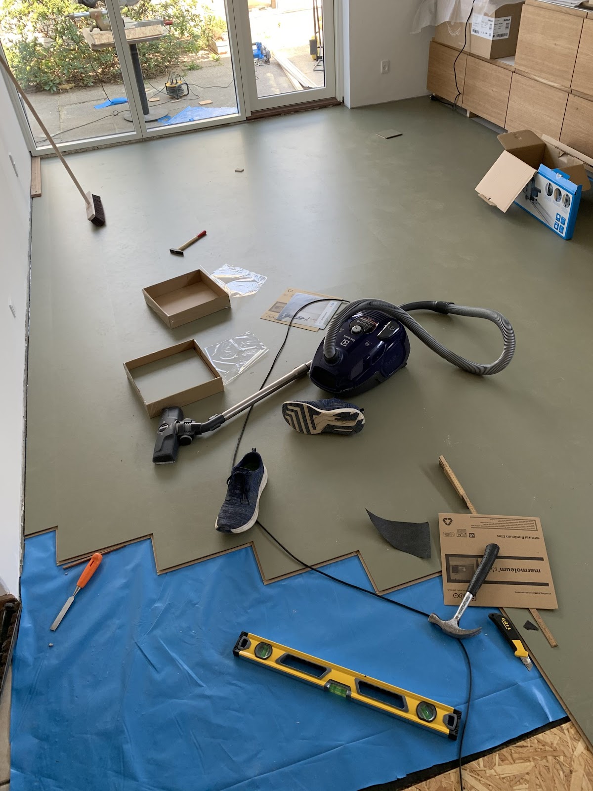 Täysin remontoitu keittiö