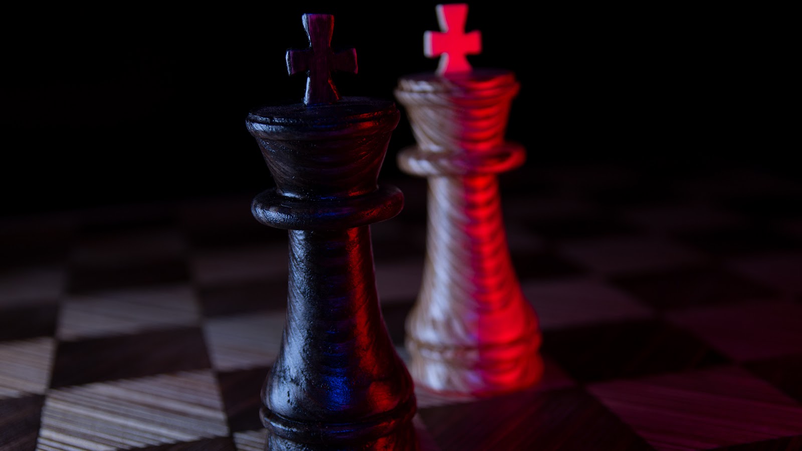 Kuviollinen vanerishakkisetti