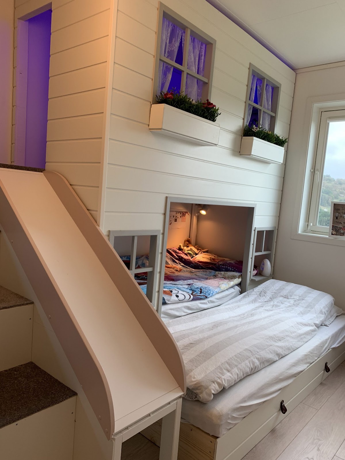 Mökin sänky tähtitaivaalla