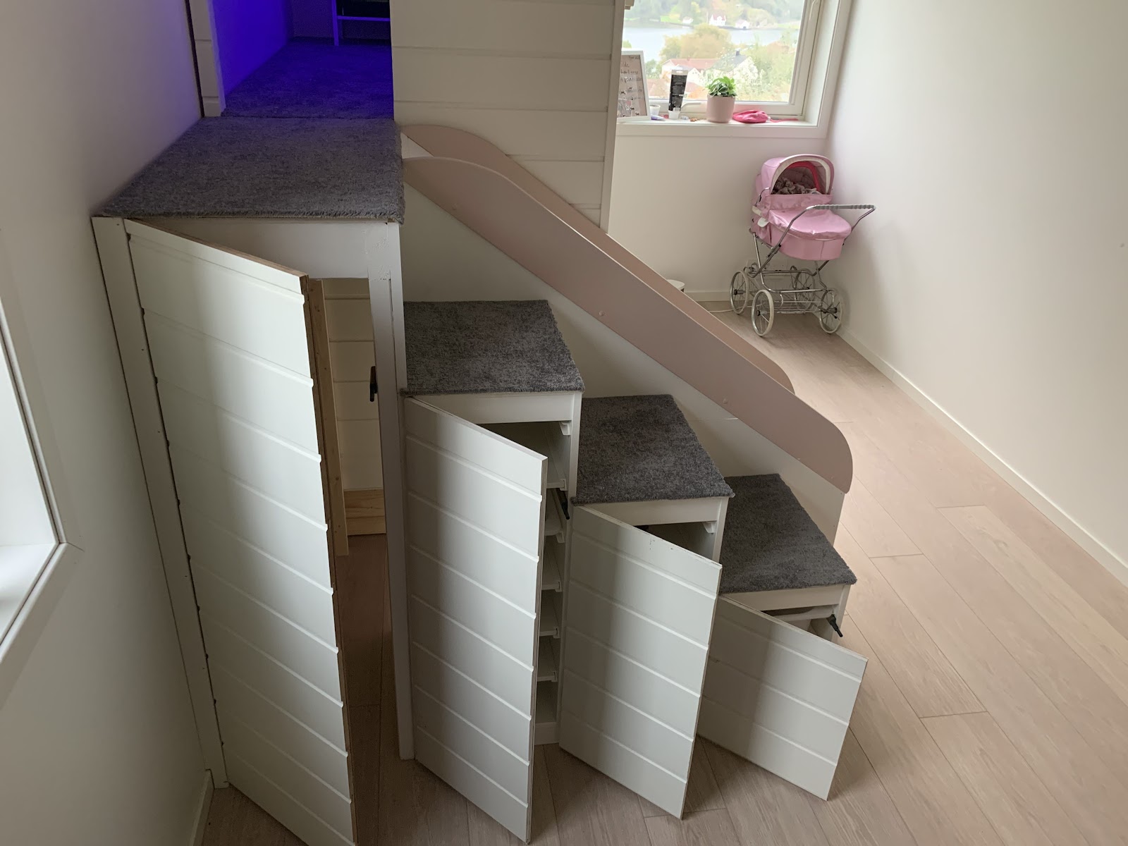 Mökin sänky tähtitaivaalla