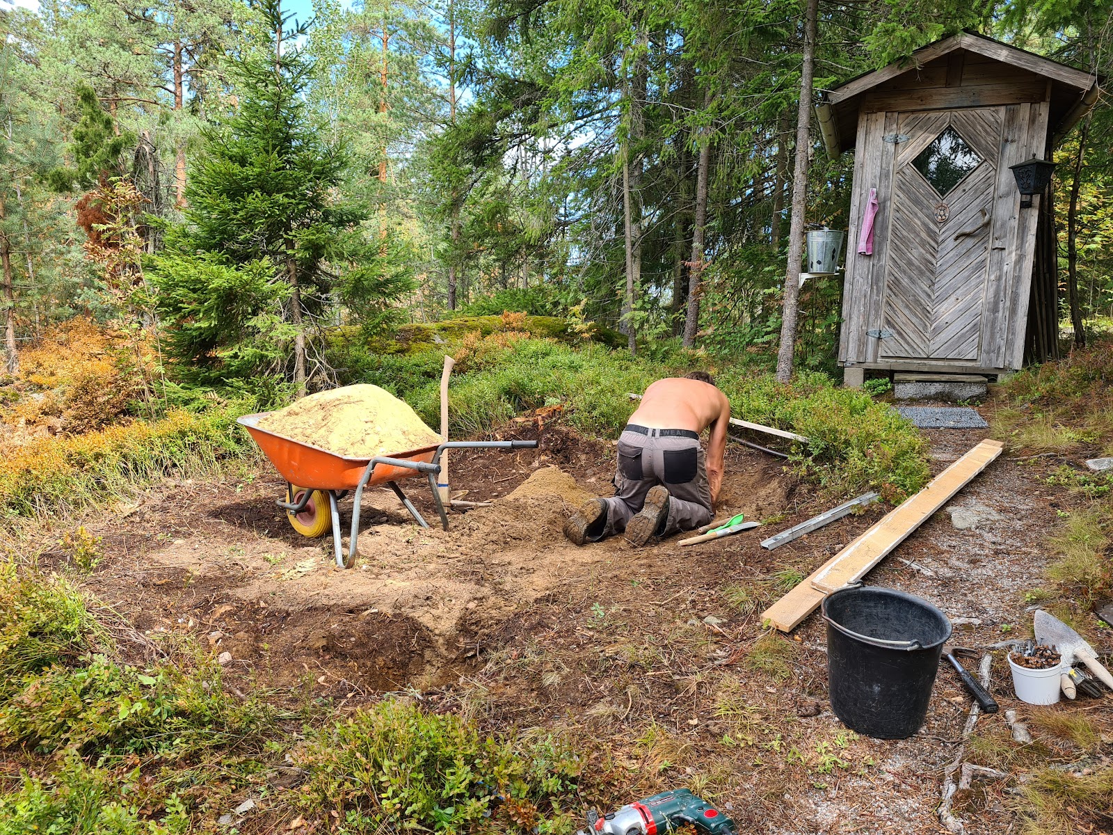 Hienohelmoillekkin kelpaava huussi