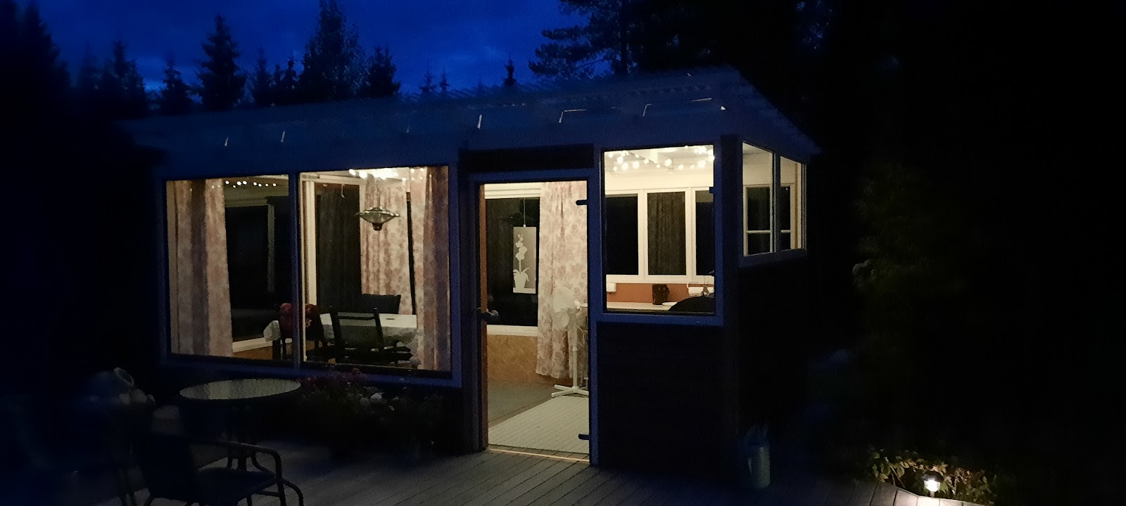 Kesäkeittiö - terassi