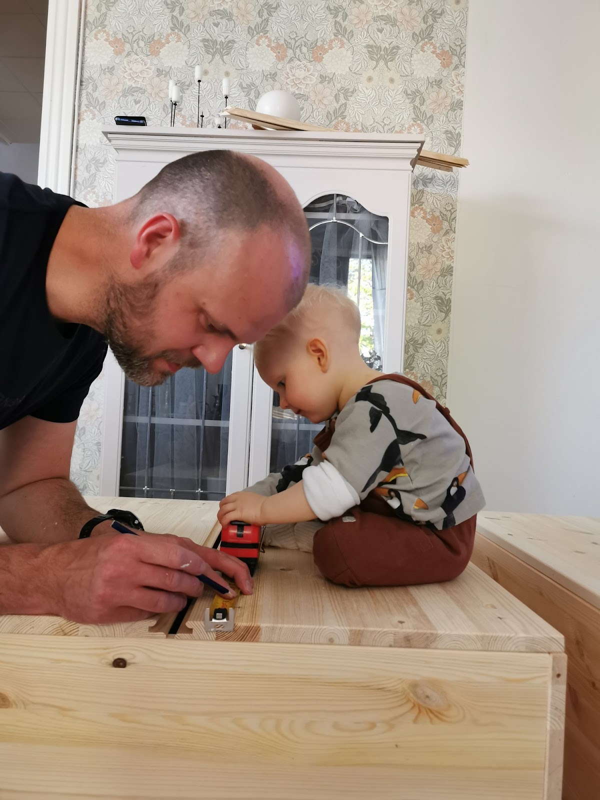 Ikean Ivarista kaapistoksi