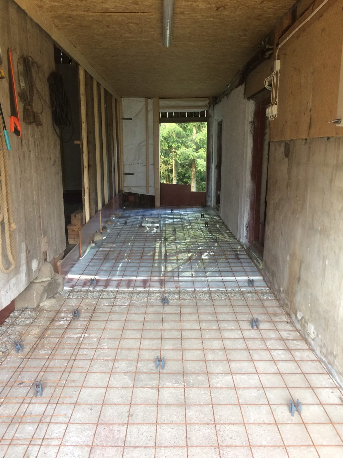 Talli vanhassa navetassa