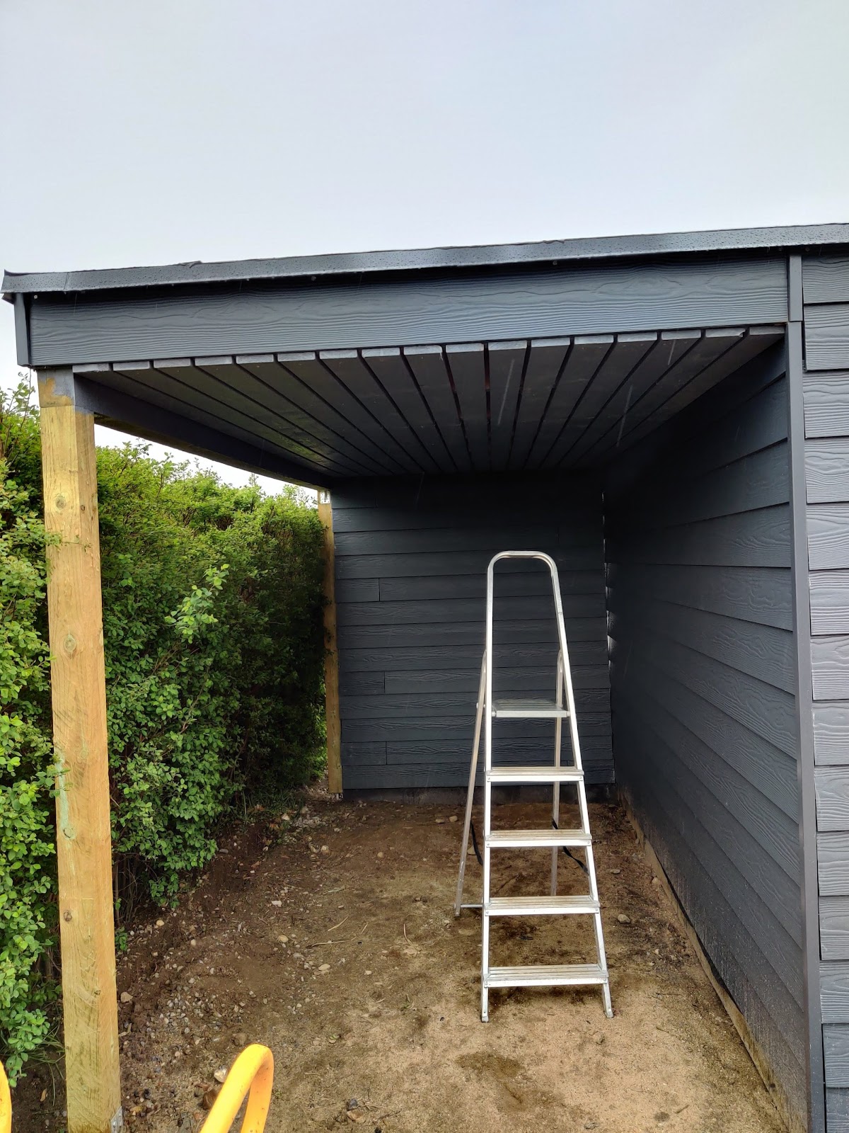 Uusi tilava ulkovarasto