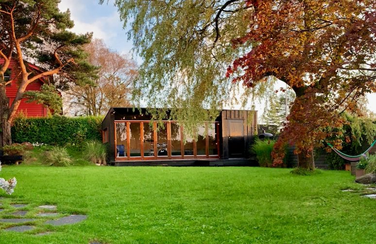 Ulkorakennus juhlia ja musiikkia varten