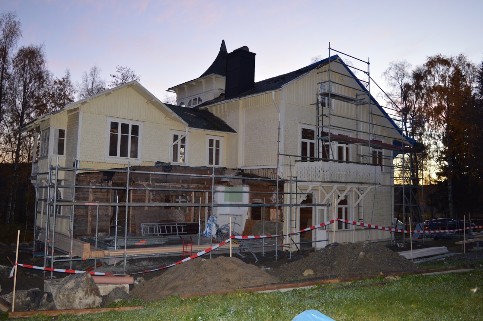 Uusi julkisivu paanukuviolla