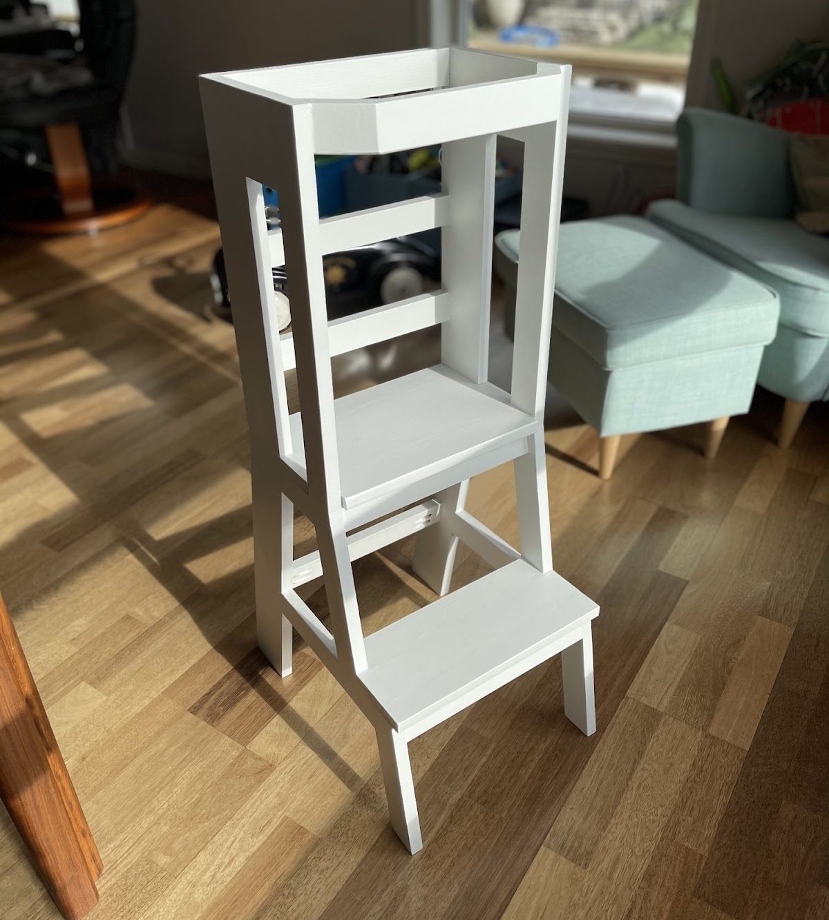 Keittiöjakkara lapsille