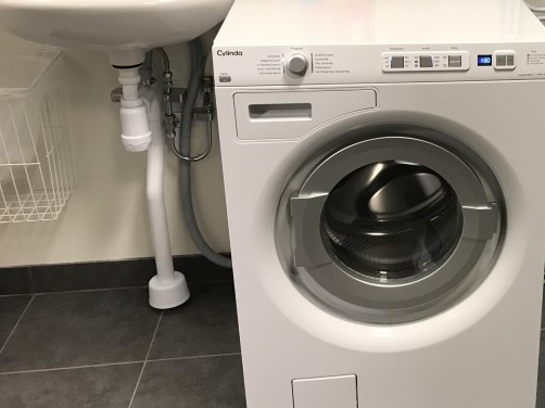 Pesukoneen rummusta sohvapöydäksi