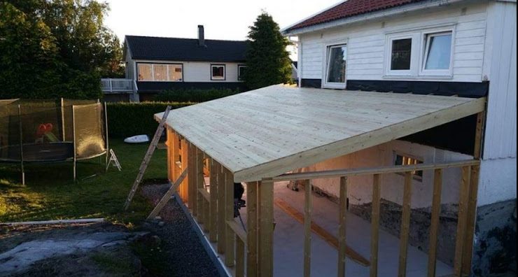 Laajennus ja katettu sisäänkäynti