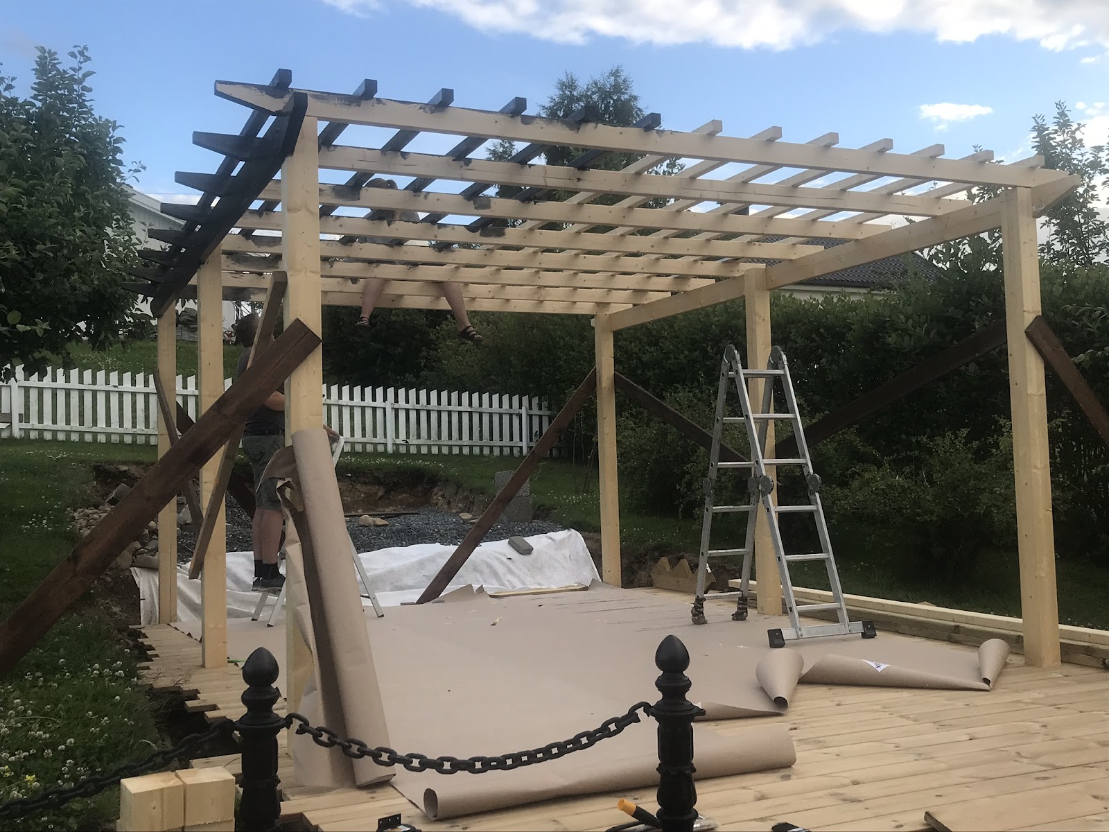 Pergola / keittiöpuutarha