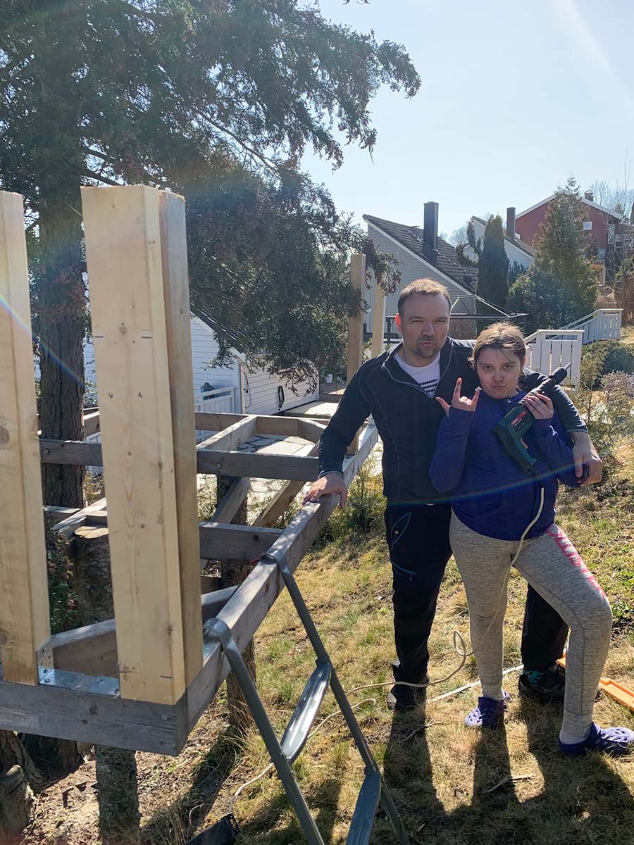 Drømme-lekehytte i treet!