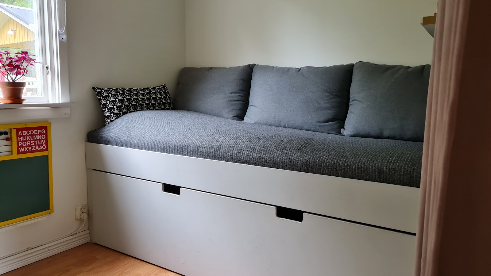 Kompakt køyeseng/sofa