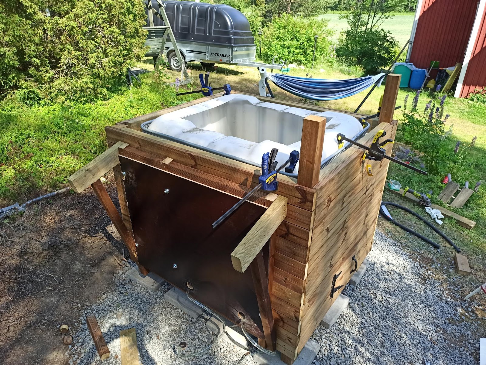 Badestamp i vanntank